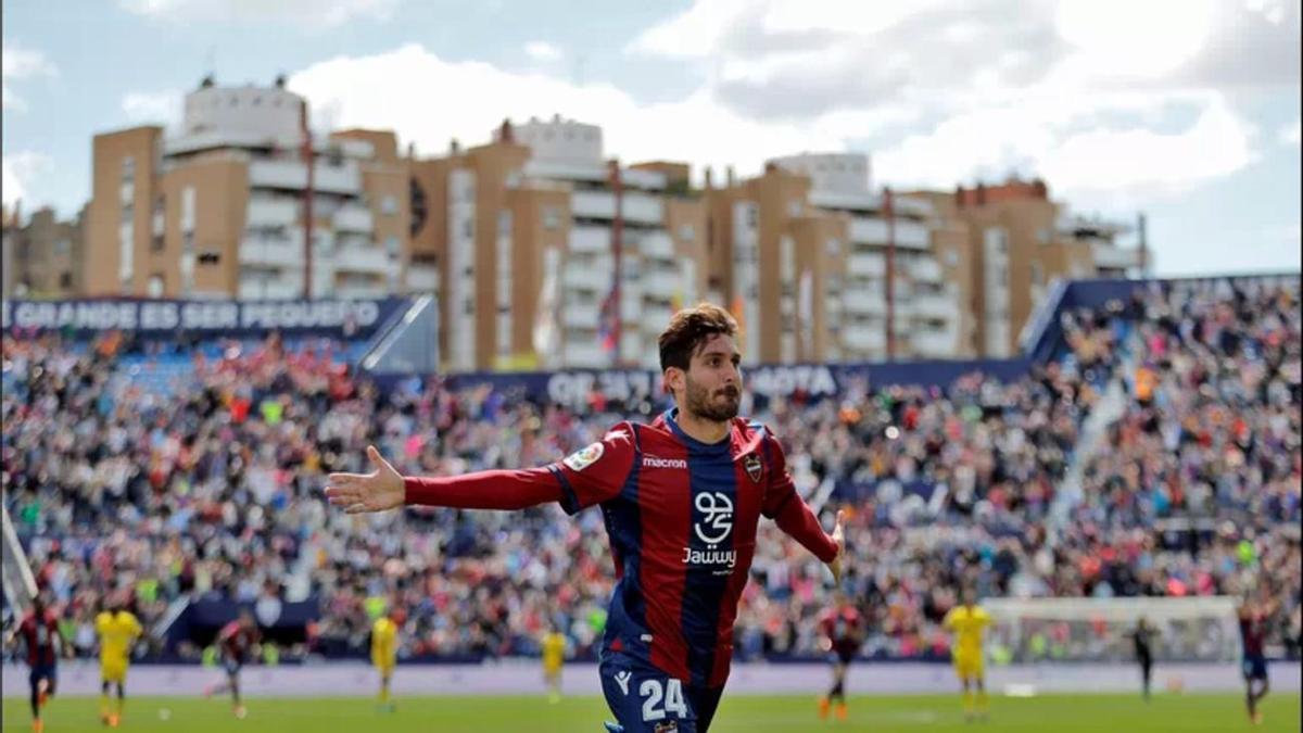 Campaña celebra su gol decisivo contra la UD Las Palmas