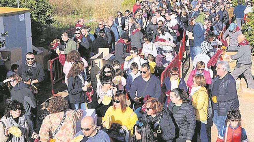 Betxí celebra su día grande con la romería a la Muntanyeta