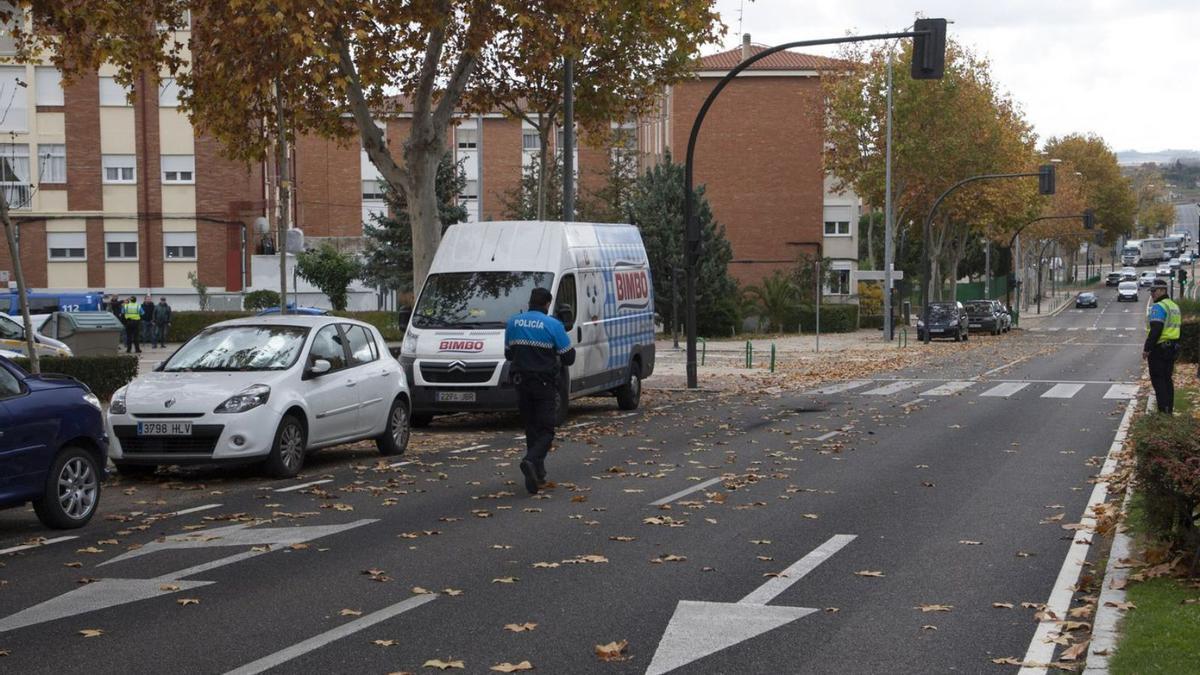 La Policía Municipal interviene en un accidente de tráfico en Cardenal Cisneros. | LOZ