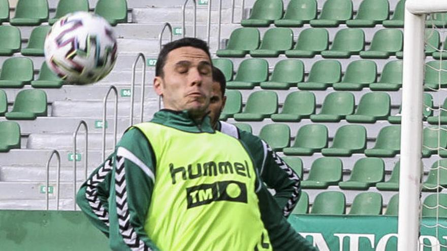 Ramón Folch, durante un entrenamiento del Elche