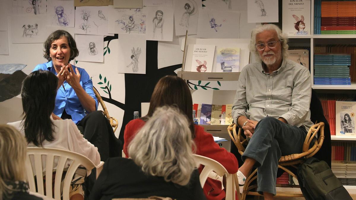 Los creadores Noemí Villamuza y Antonio García Teijeiro, en Libros para Soñar, en una edición anterior de «Afinidades Electivas».