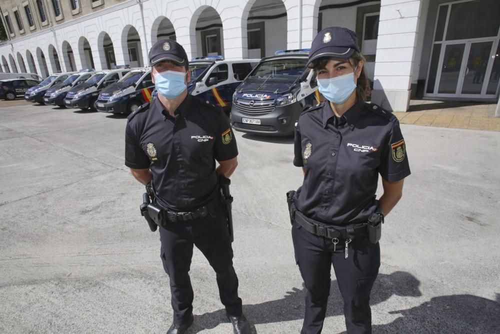 Presentación en Oviedo de los 50 agentes en prácticas de la Policía Nacional