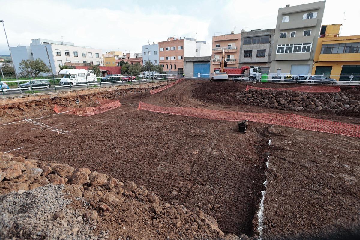 Colocación de la primera piedra del nuevo complejo residencial de Apanate