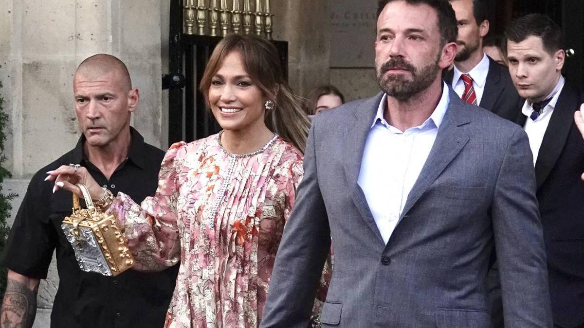 Jennifer Lopez y Ben Affleck en su luna de miel en París