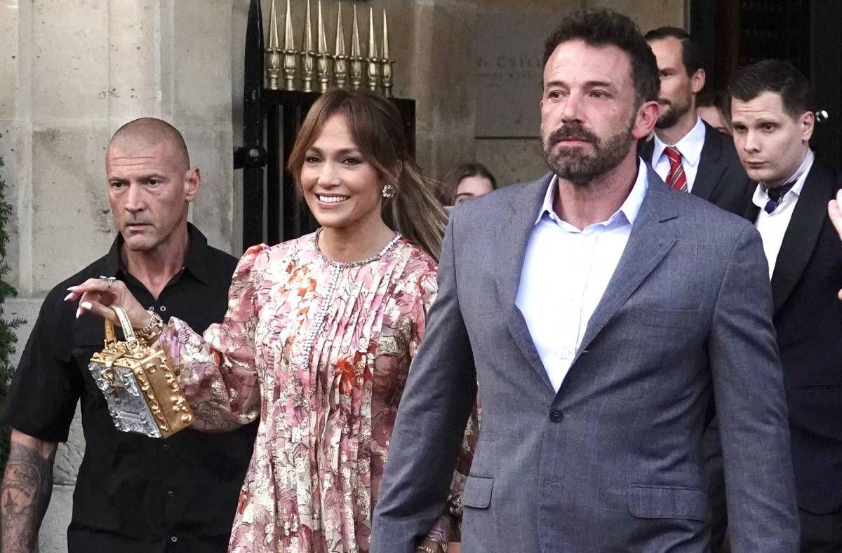 Jennifer Lopez y Ben Affleck en su luna de miel en París