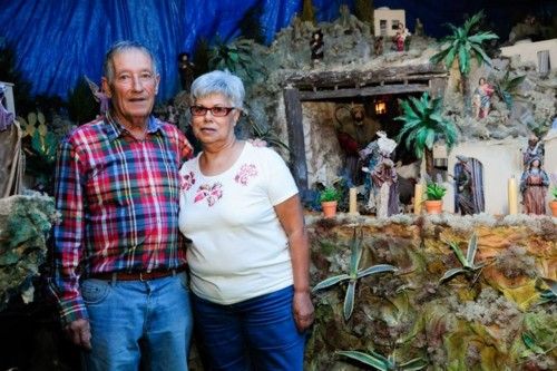 Belen Gigante en casa de Lorenzo, vecino de La Milagrosa