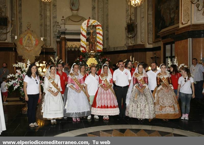 Vial-real devuelve su patrona a la ermita