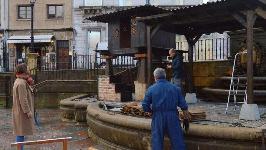 Comienza el montaje del Misterio a la asturiana de la plaza en la Catedral