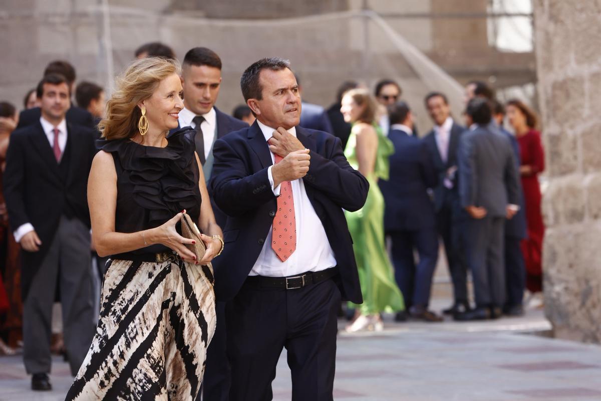 Todos los invitados a la boda de Paty, la hija de Quique Sánchez Flores, con el abogado Javier Millet