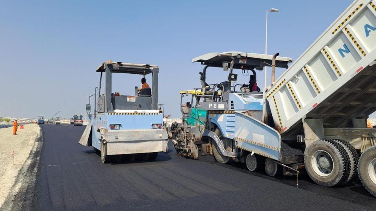 Obras de asfaltado con el nuevo sistema en Emiratos Árabes