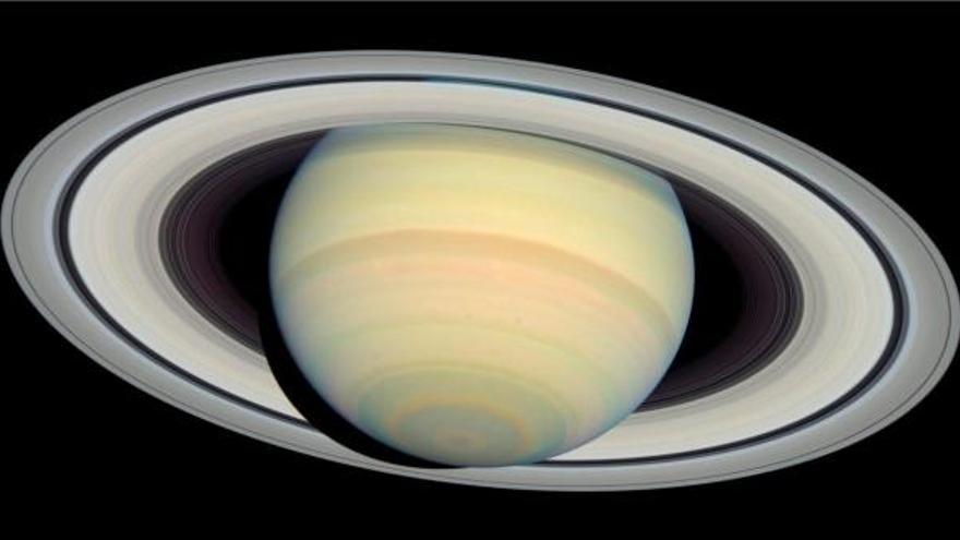 Una imagen de Saturno.