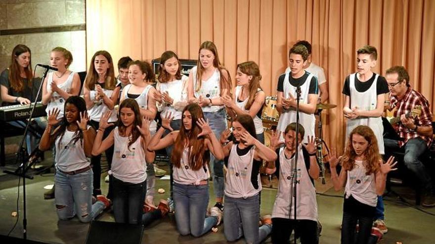 L&#039;escola de música Esclatcelebra 40 anys amb una exposició i un concert