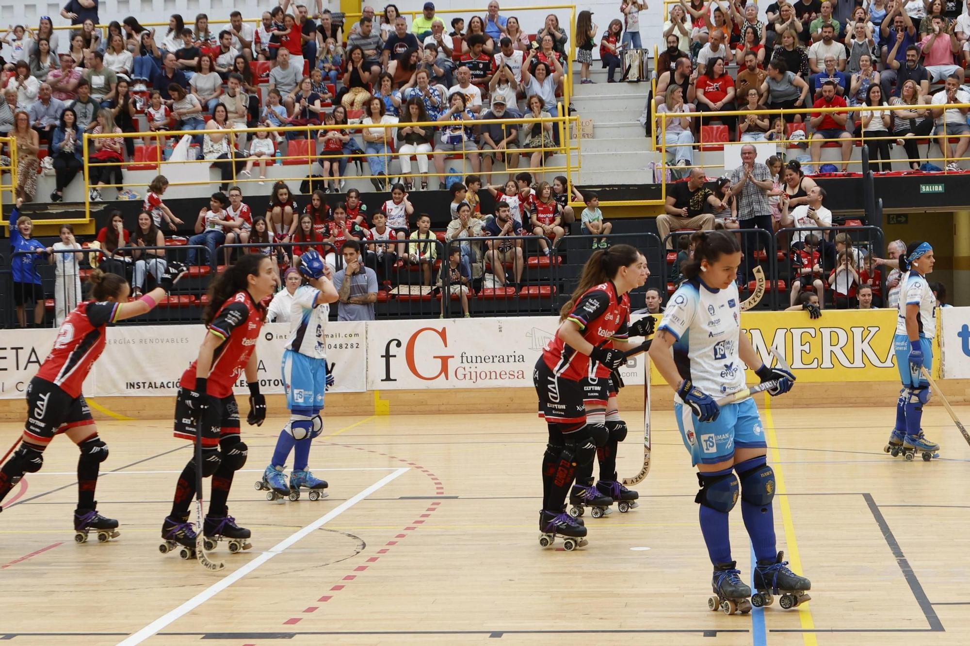 Triunfo, aplausos y lágrimas en el final liguero del Telecable (en imágenes)