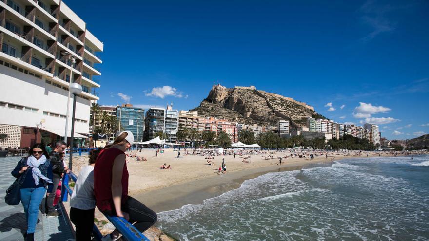 El gobierno municipal de Alicante rechaza el nuevo intento de fijar una tasa turística