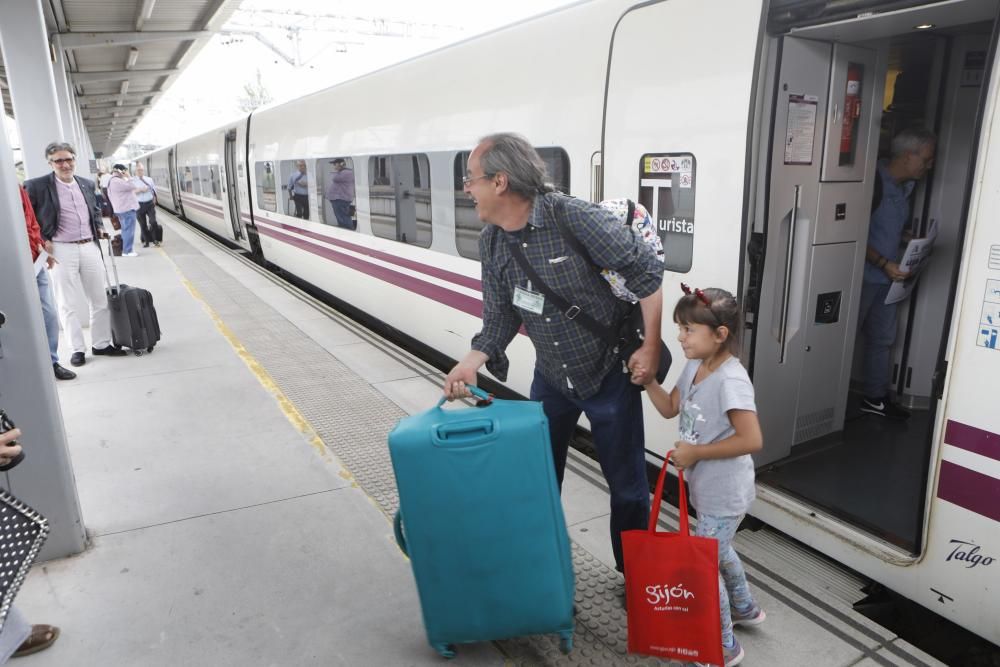 El Tren Negro y la Semana Negra llegan a Gijón