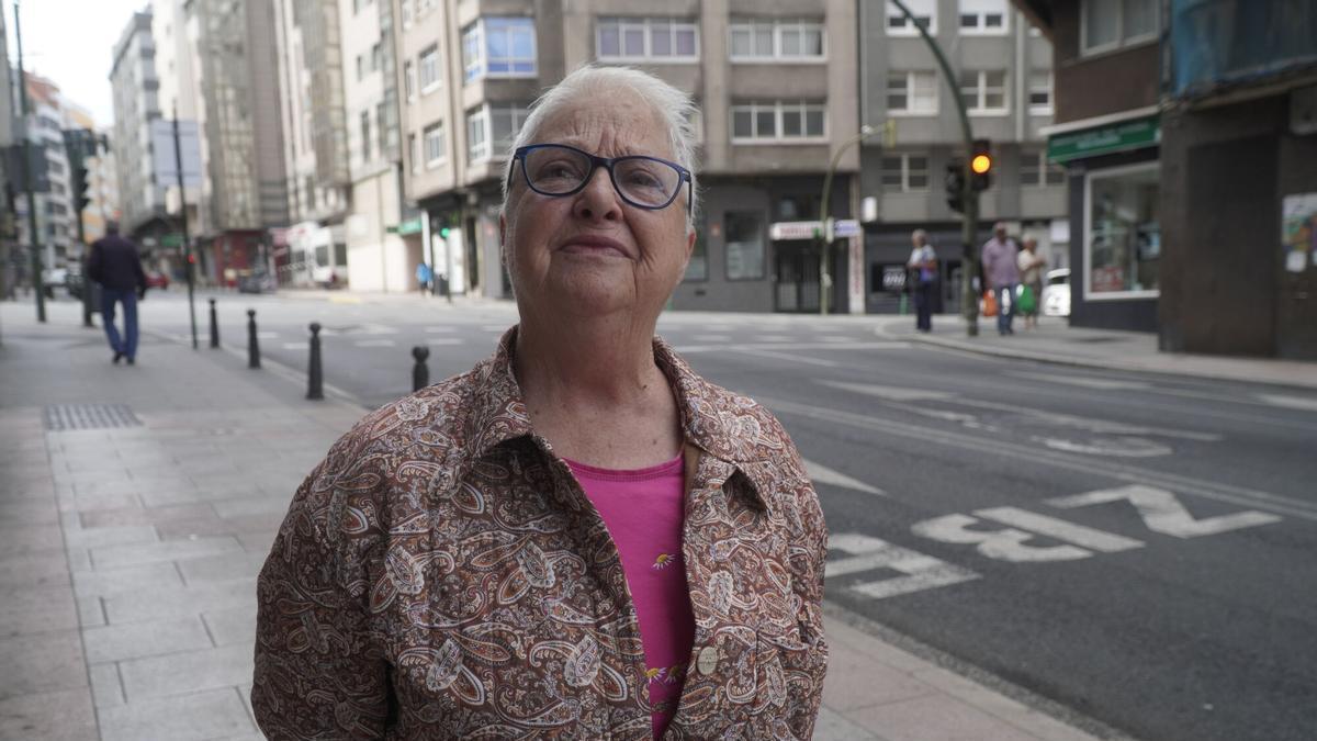 La rehabilitación del edificio que llevaba ocho años en ruinas completa la transformación del cruce