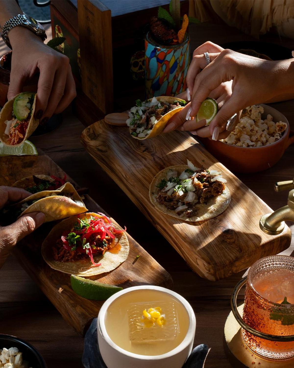 En Mamazzita, el taco se convierte en protagonista absoluto con una propuesta que combina autenticidad, sabor y respeto por la tradición