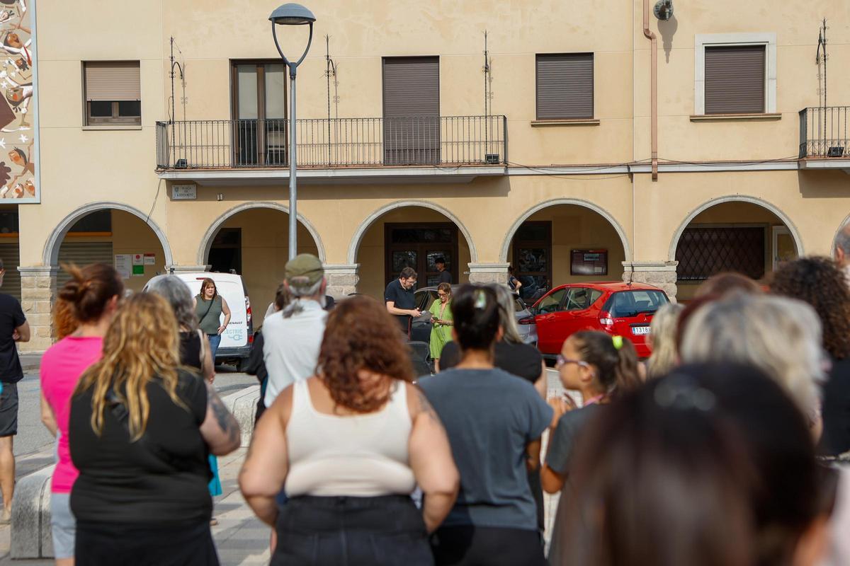 Així ha estat el minut de silenci a Navàs per acomiadar el jove que va perdre la vida al Llobregat