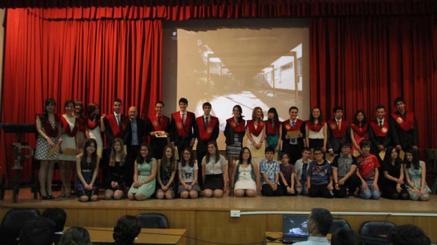 Graduaciones de alumnos de los institutos Río Duero y Claudio Moyano