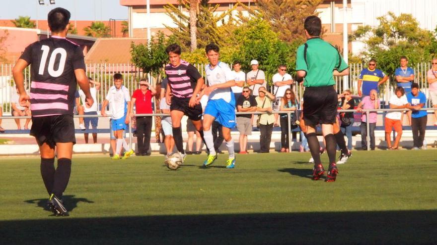 El Torrevieja inicia en Tavernes la fase de ascenso a Liga Nacional