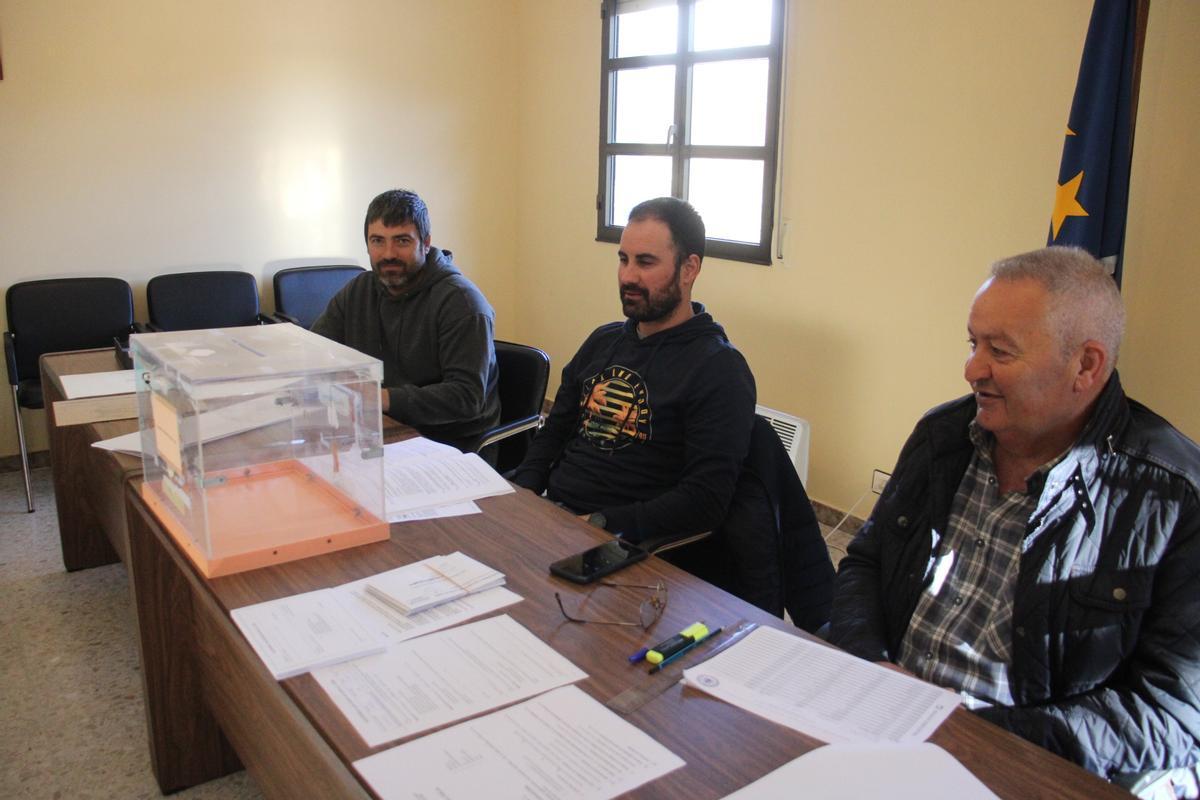GALERÍA | Los vecinos de Sanabria acuden a la cita con las urnas