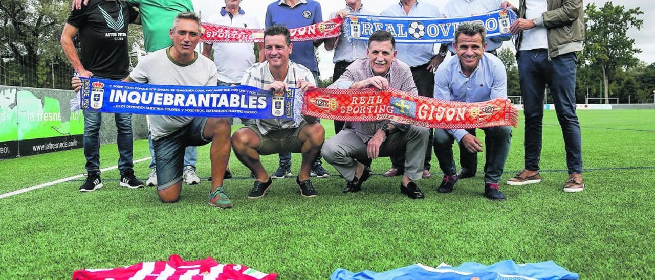 Veteranos del Oviedo y el Sporting, ayer en La Fresneda