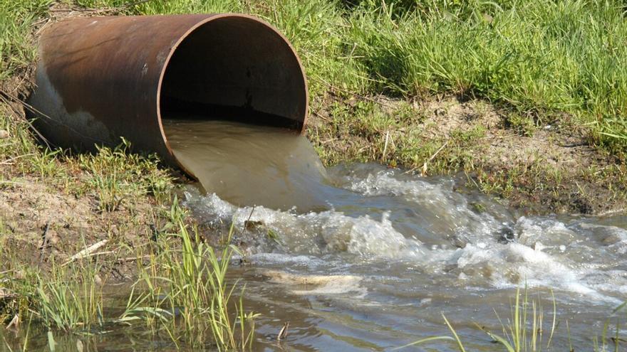 Reino Unido autoriza verter aguas fecales sin depurar por culpa del Brexit