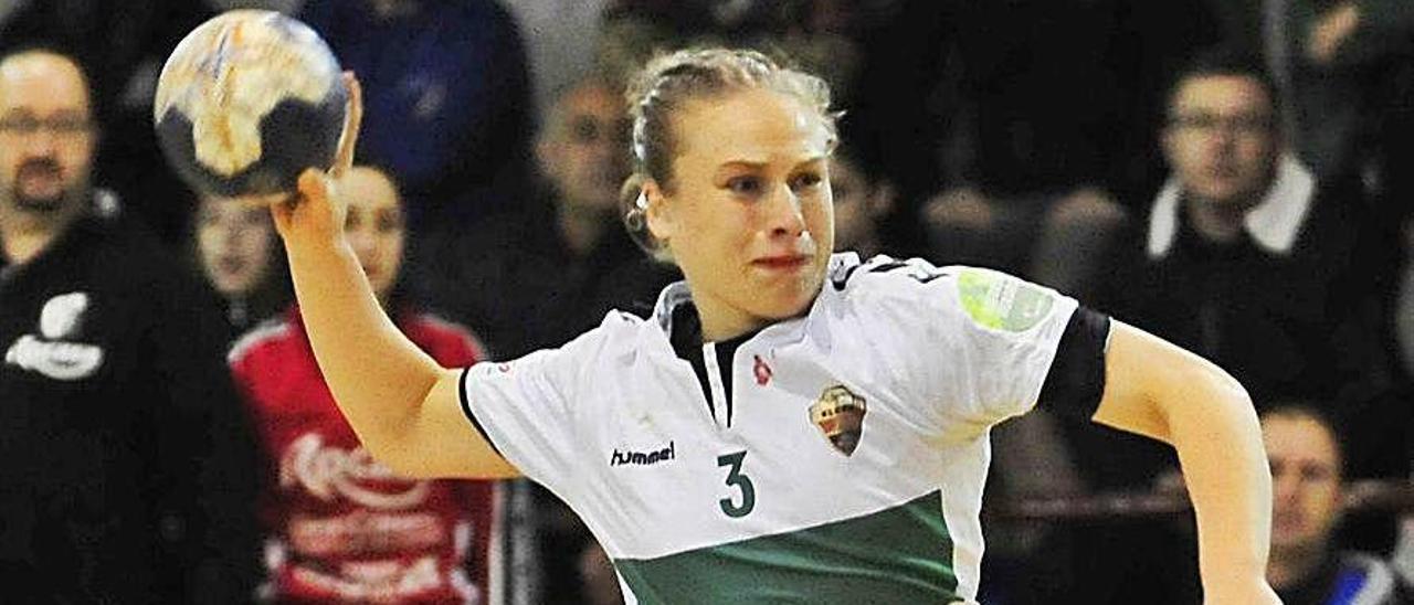 Katia Zhukova, jugadora del Elche.