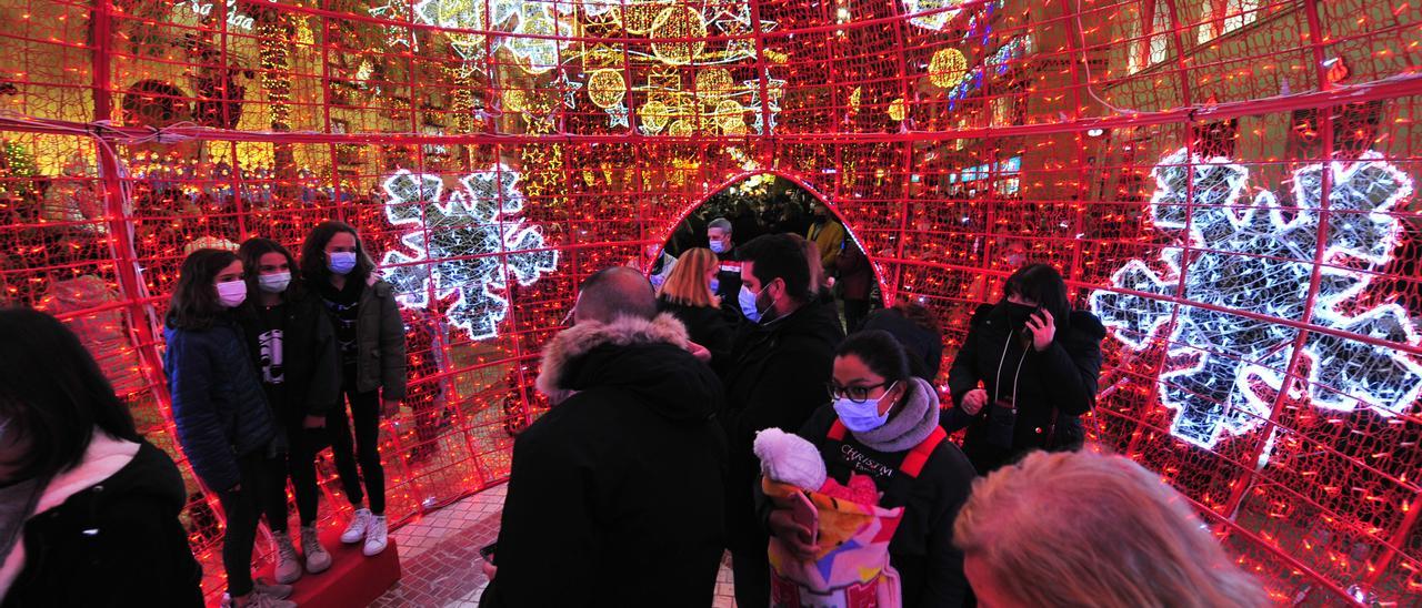 Encendido del alumbrado navideño de Elche hace unos días