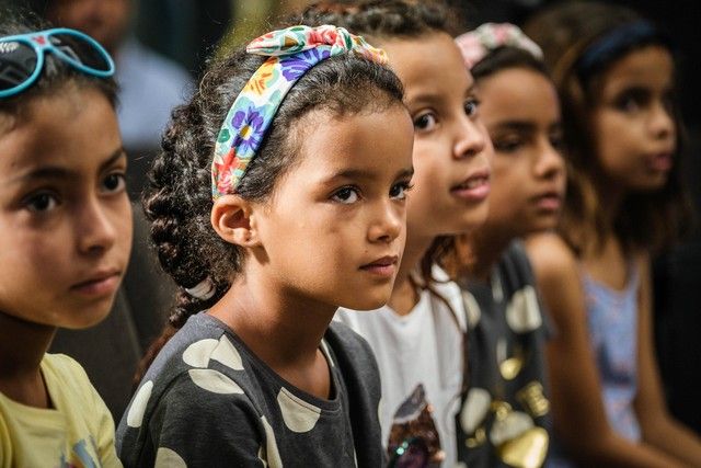 Bienvenida a los niños saharauis