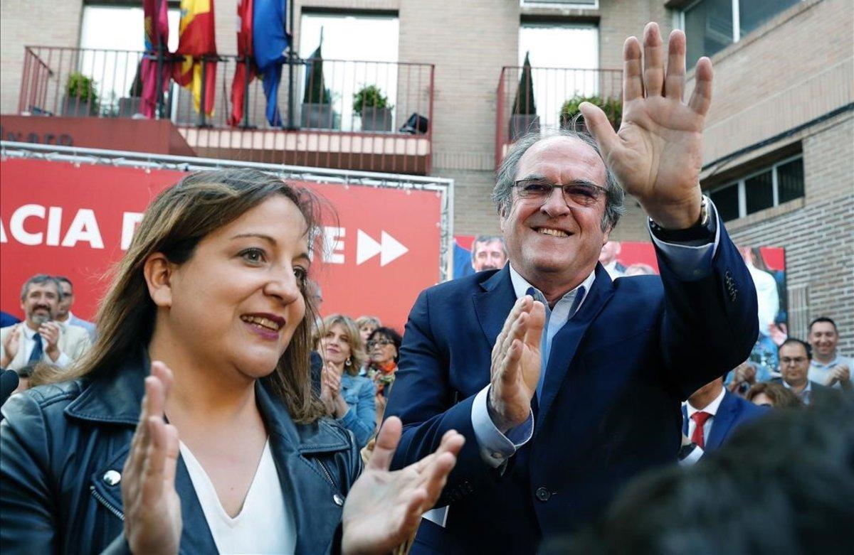 Iratxe García, junto a Angel Gabilondo en un acto de campaña para las elecciones europeas, el pasado mayo, en Madrid. Iratxe García, junto a Angel Gabilondo en un acto de campaña para las elecciones europeas, el pasado mayo, en Madrid.
