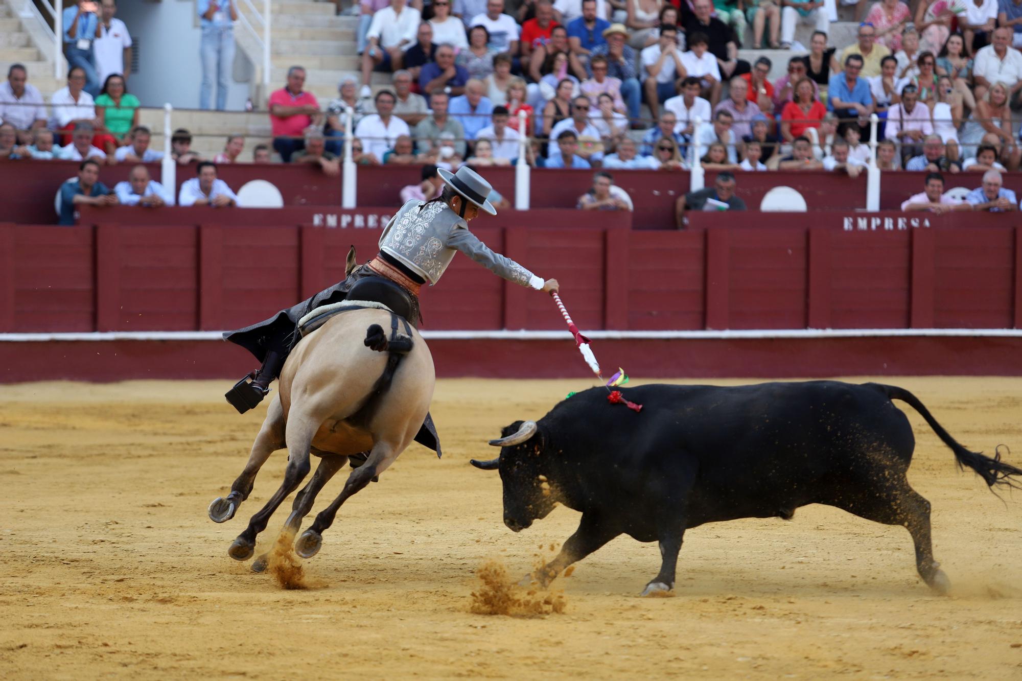 Rejones en la Feria de Málaga: Guillermo Hermoso y Ferrer Martín, doble Puerta Grande en Málaga