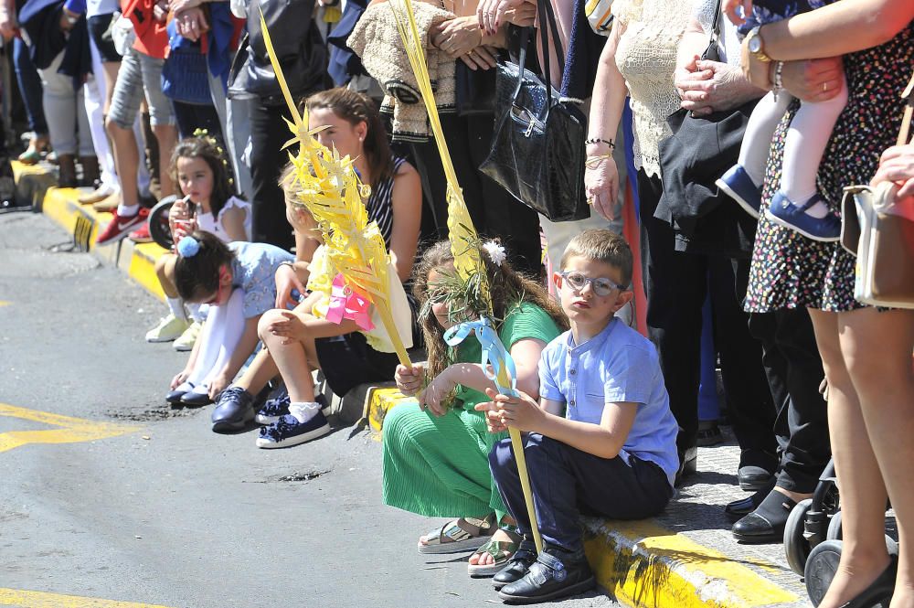 El calor es el gran protagonista en la procesión del Domingo de Ramos en Elche