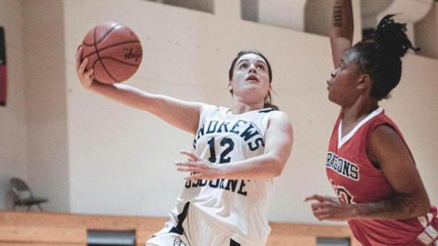 Esther García, la joven de Llanera que triunfa en la liga americana de baloncesto escolar: &quot;Me gusta la gente que intenta dar lo mejor&quot;