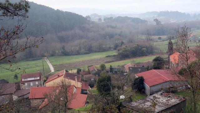 Una vista de San Miguel de Valga, donde se desarrolla el proceso de reestructuración parcelaria.