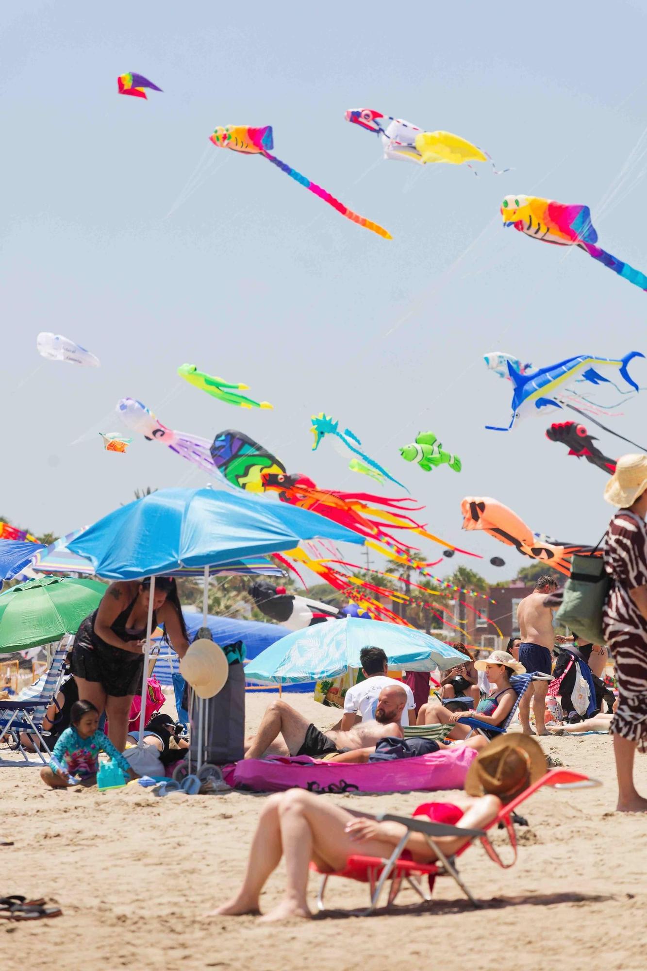 Las imágenes de la primera jornada del espectacular Festival del Viento de Castelló