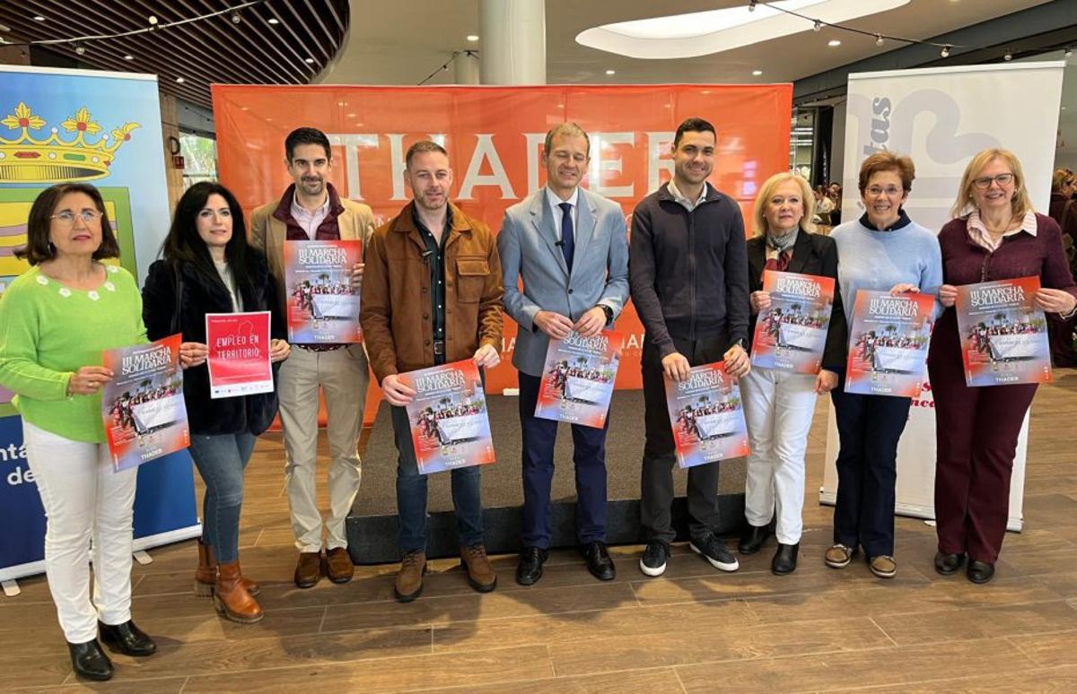 Presentación en Thader de la III Marcha Solidaria a favor de Cáritas. | D.G.G.