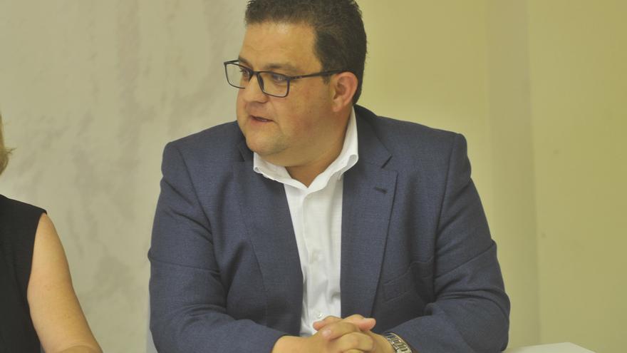 El expresidente de la Venida de Virgen José Manuel Sabuco gana fuerza como persona de consenso para presidir el Misteri en Elche