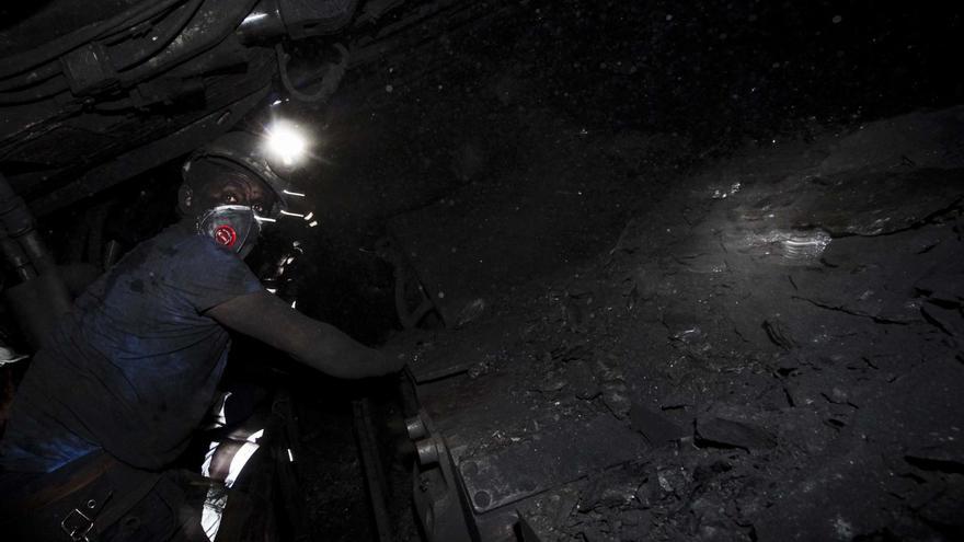 La mina sigue siendo negra: es el sector más peligroso de Asturias, pese a la caída de la actividad