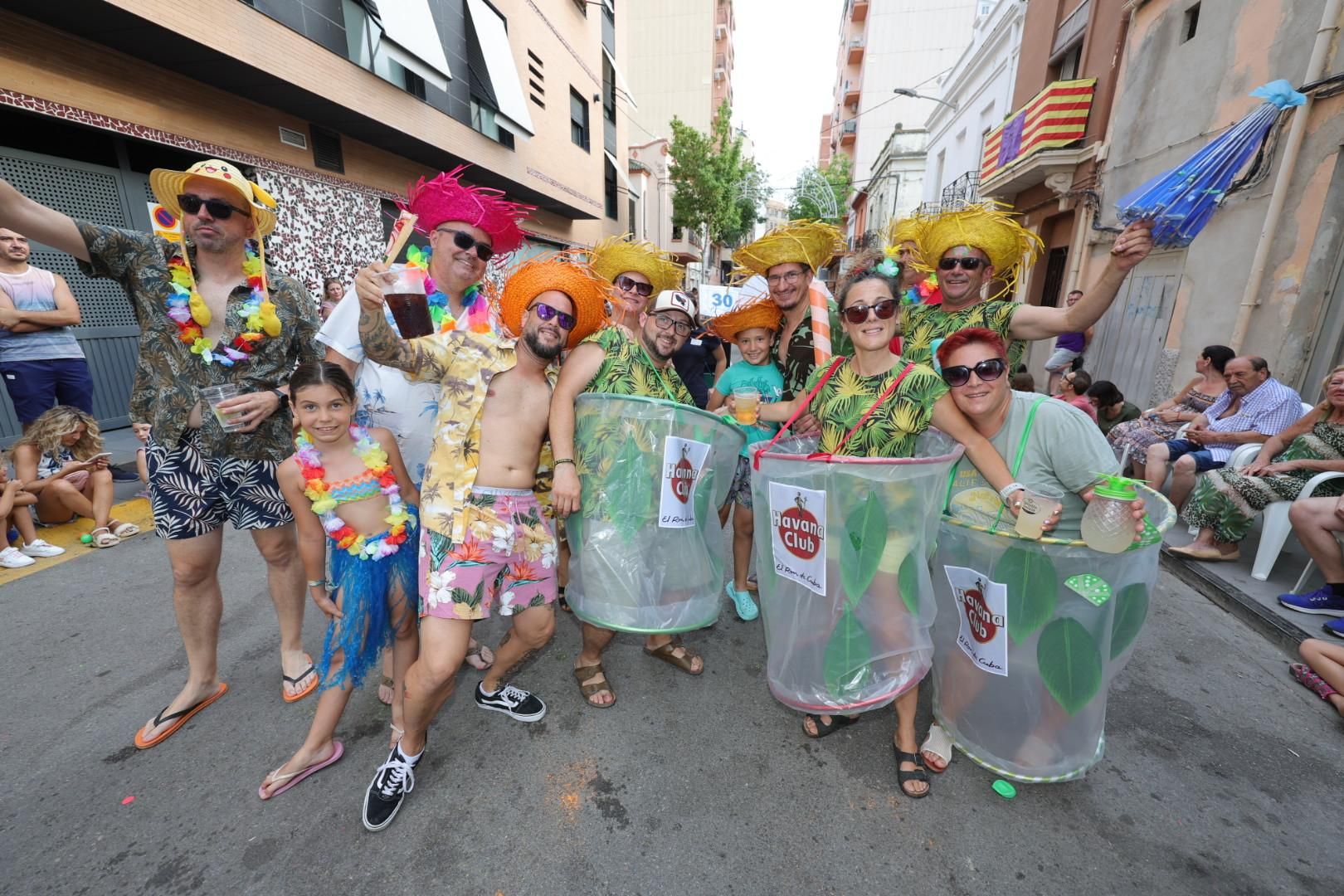 Galería | El Grau disfruta de su desfile de peñas