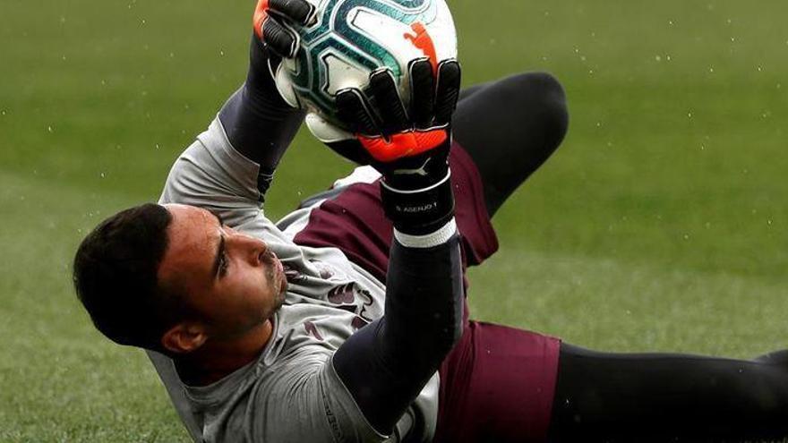 Asenjo: &quot;Ahora sabemos sufrir en el campo y &#039;matar&#039; al rival&quot;