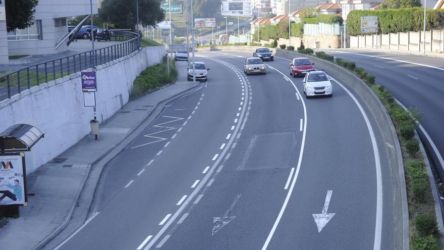 Transportes cede un tramo de la avenida de A Pasaxe a la Xunta