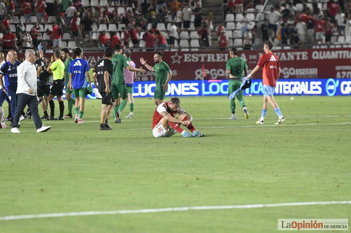Así fue el encuentro del play off del Real Murcia y el Nástic en la lucha por el ascenso
