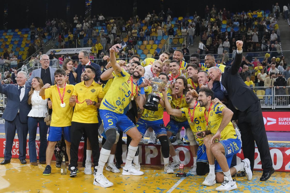 15-05-2026 LAS PALMAS DE GRAN CANARIA. CV Guaguas # CV Melilla, segundo partido de la final de la Superliga de voleibol  | 15/05/2026 | Fotógrafo: Andrés Cruz