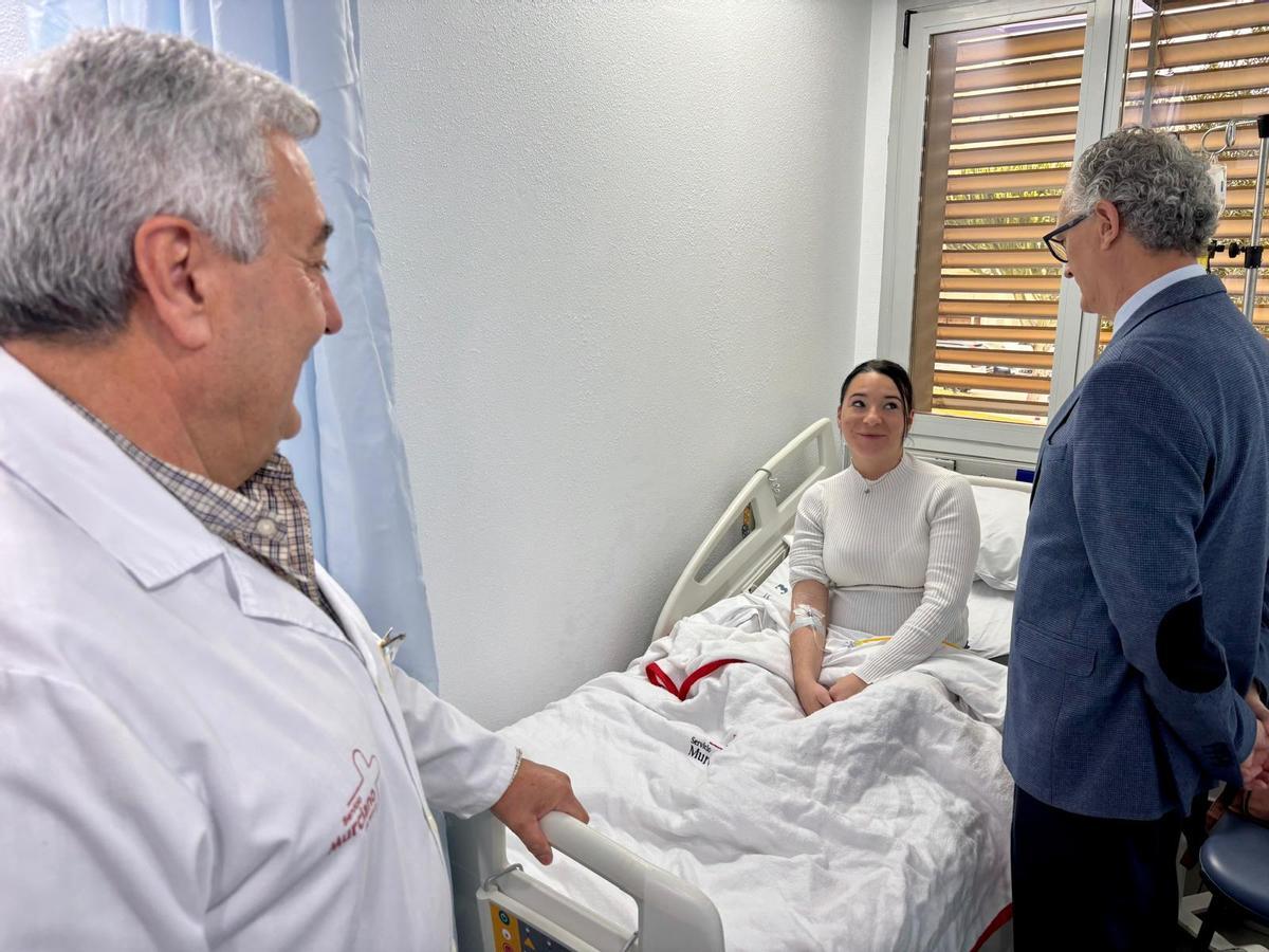 Visita de Pedreño al nuevo Hospital de Día del Rosell.