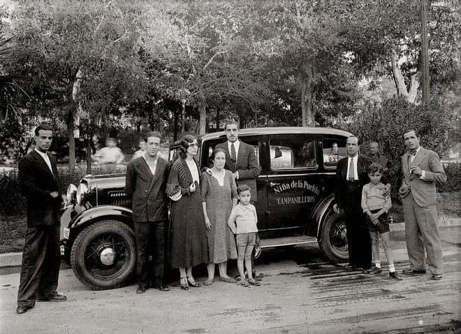 ‘Acuérdate de mí’: las imágenes de la historia íntima entre Adelfa Calvo y su abuela, La Niña de la Puebla