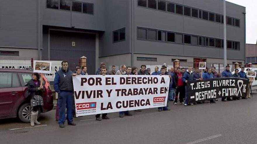 La plantilla de Talleres Jesús Álvarez se moviliza contra el despido de 11  obreros - La Nueva España