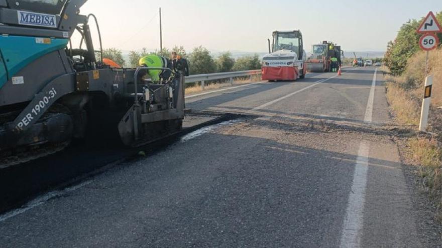 Cortes parciales de tráfico por obras en carreteras de La Victoria y Puente Genil