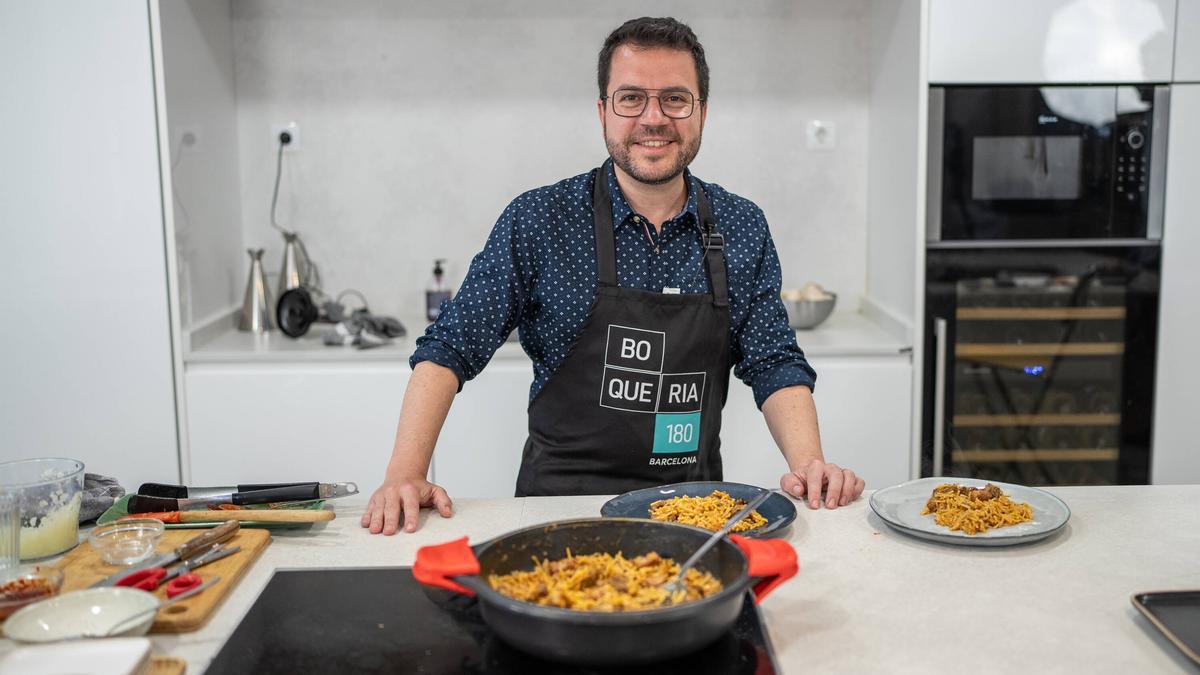 Aragonès, en la cocina de los candidatos: "Por ser un presidente joven tienes que demostrar las cosas dos veces"