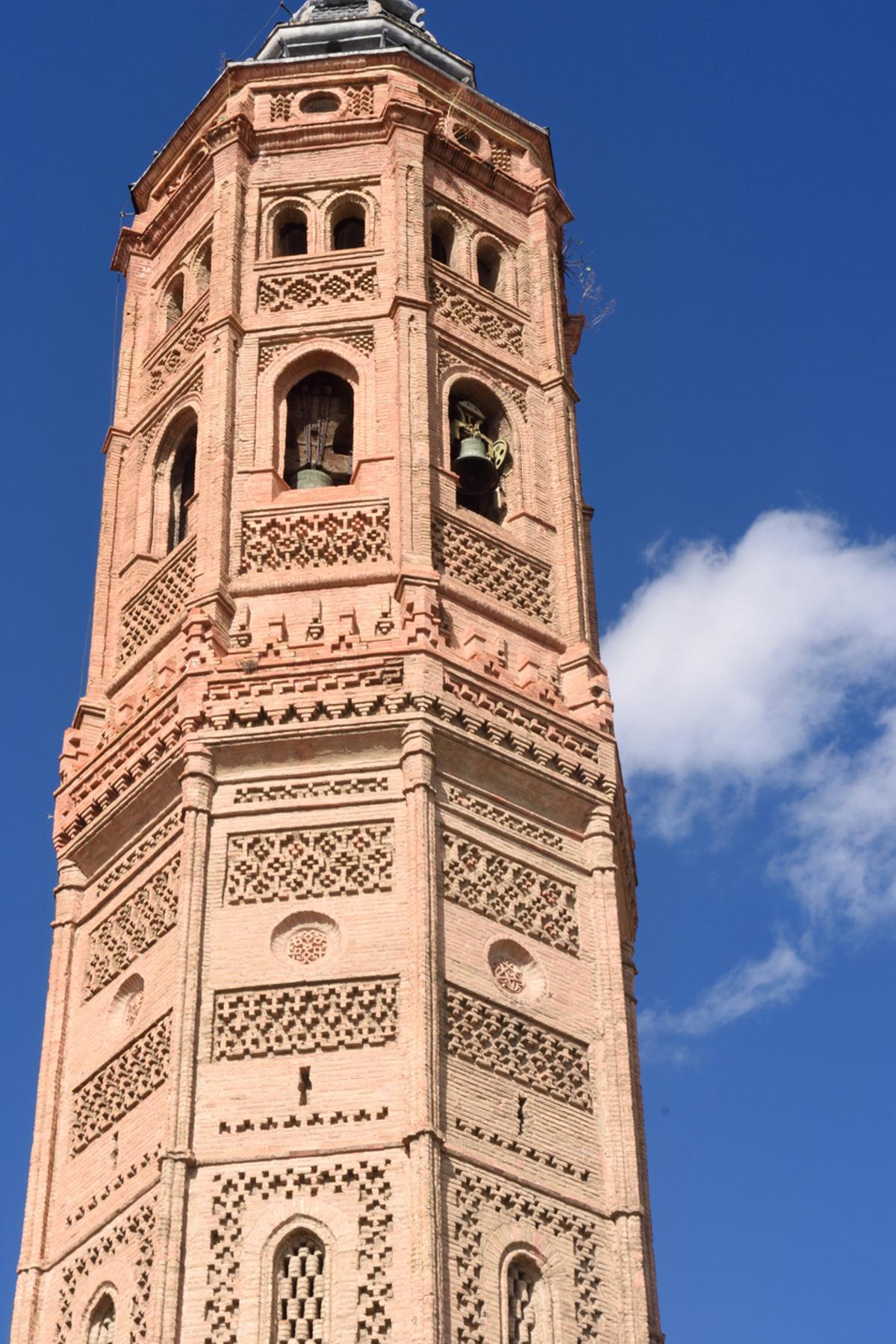 La presencia mulsumana dejó una huella imborrable en la comarca, como confirma la torre de la iglesia de San Andrés, en Calatayud.